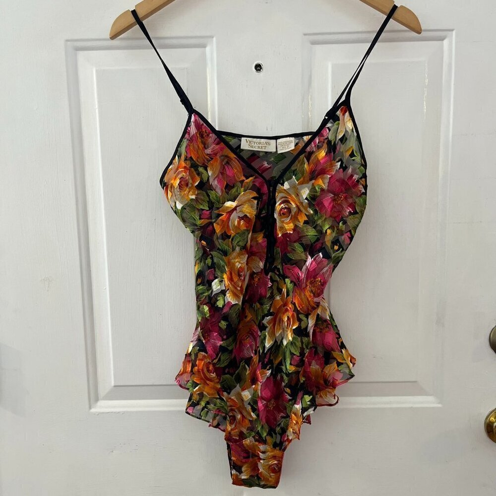 Vintage Gold Label Y2K Victoria Secrets Floral Ruffled Teddy /Nightwear Sz SMP